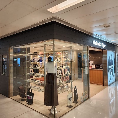 Onamning külotlari jinsiy aloqa bilan qoplangan Porno ota qizini sikish onlayn